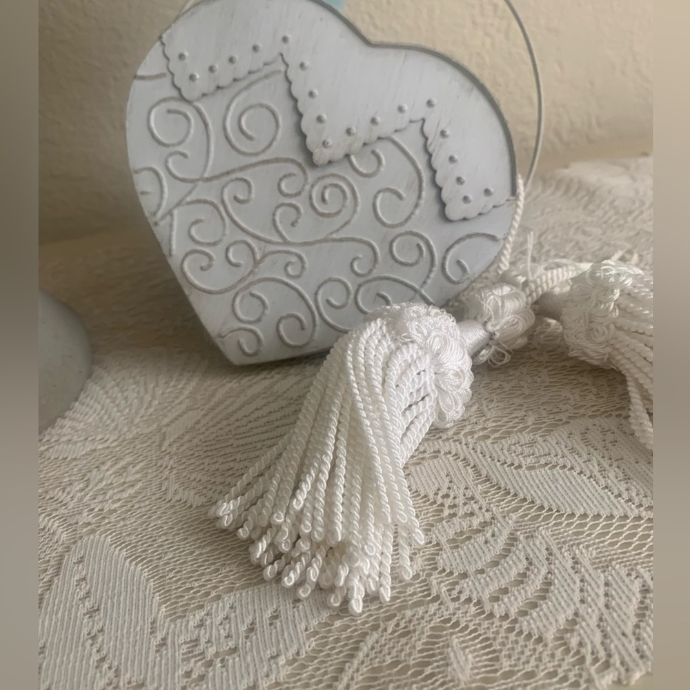 NEW Lot of 3 White Tassels - Picture 9 of 11